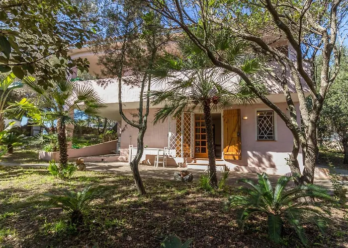 Lido Di Pittulongu Home With Garden & Parking!