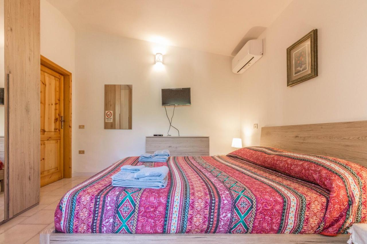 Lido Di Pittulongu With Garden & Parking!