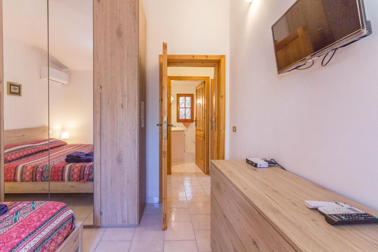 Lido Di Pittulongu With Garden & Parking!